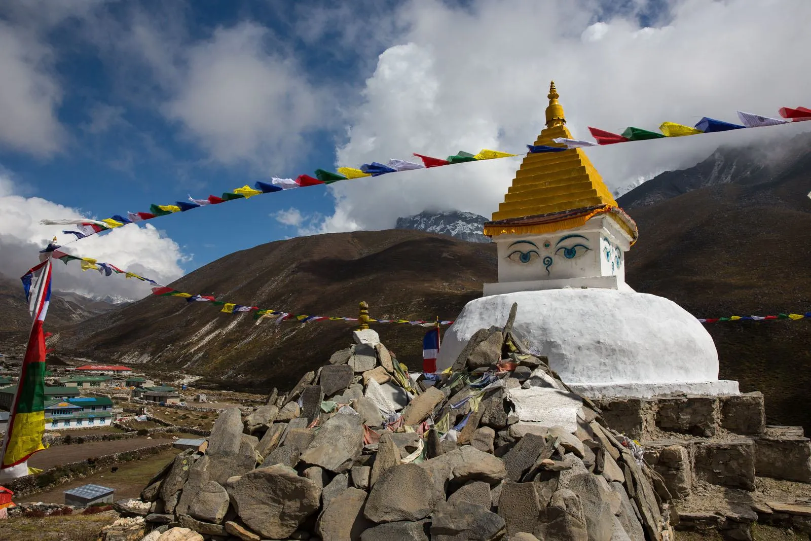 Chorten near Dingboche