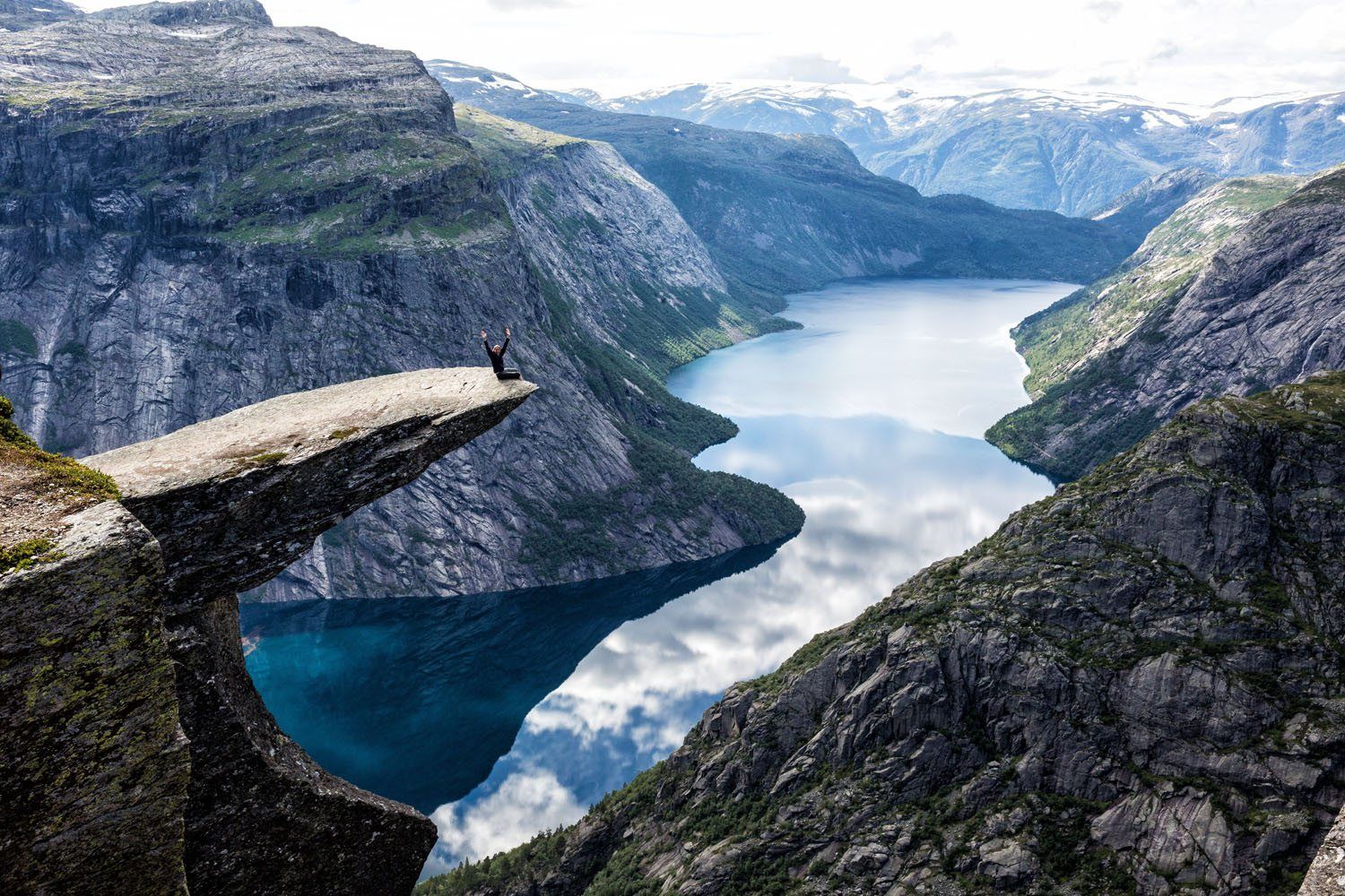 Exactly How to Hike Trolltunga: Cost, Parking, Stats & Hiking with Kids