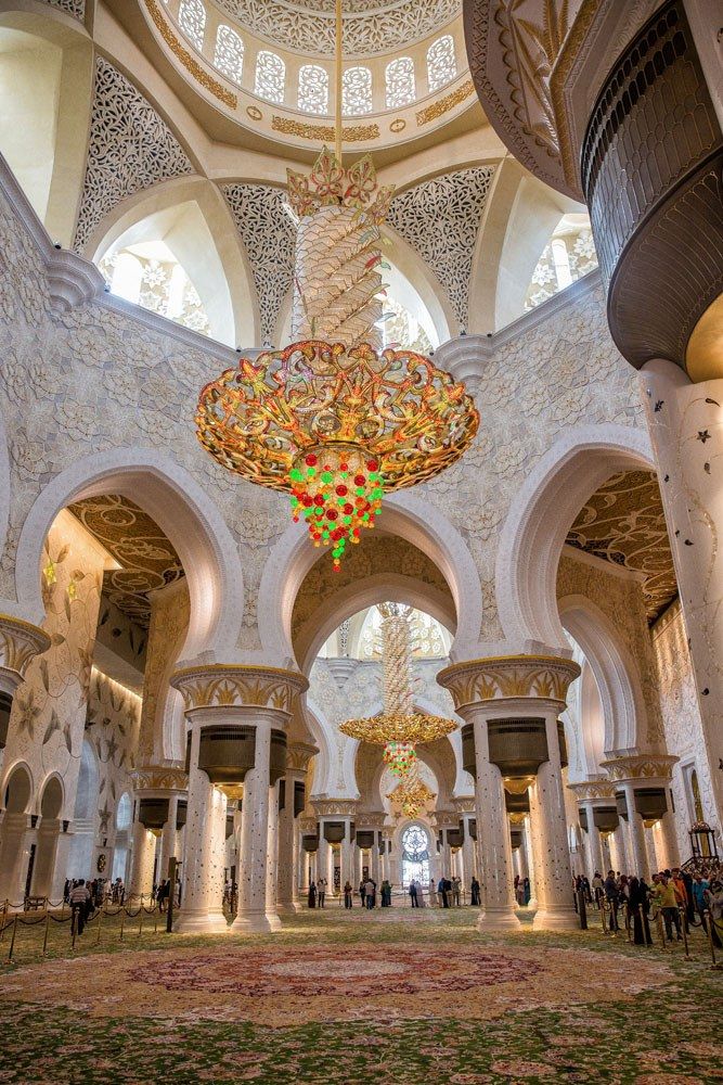 Inside Grand Mosque Abu Dhabi