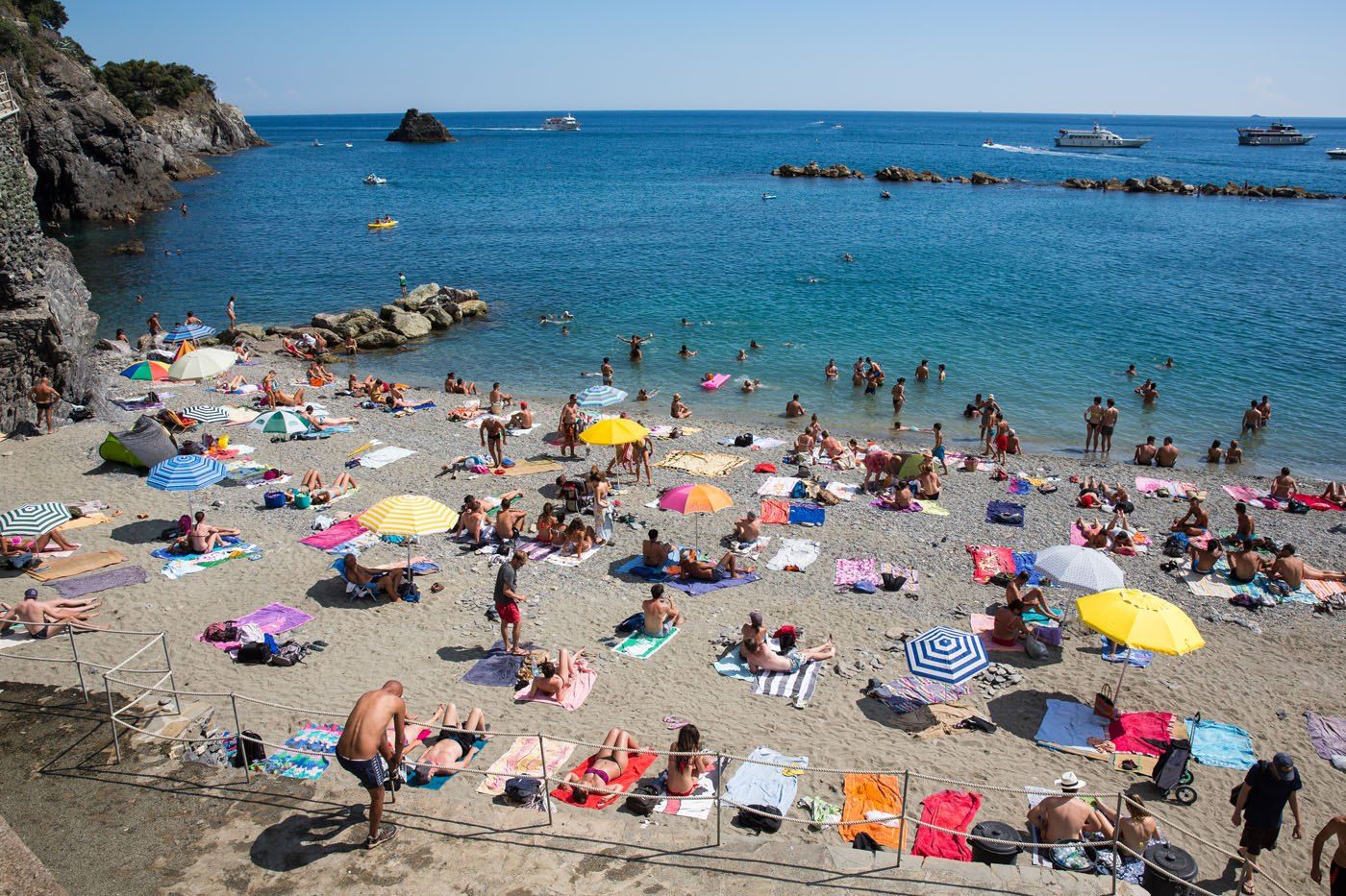 Monterosso Free Beach