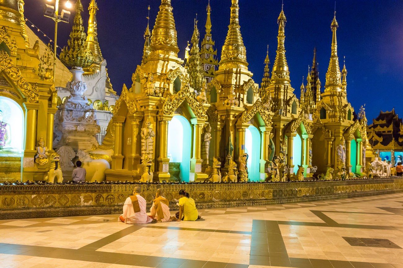 Touring the Shwedagon Pagoda
