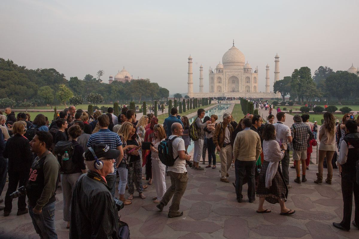 Crowds at Taj Mahal