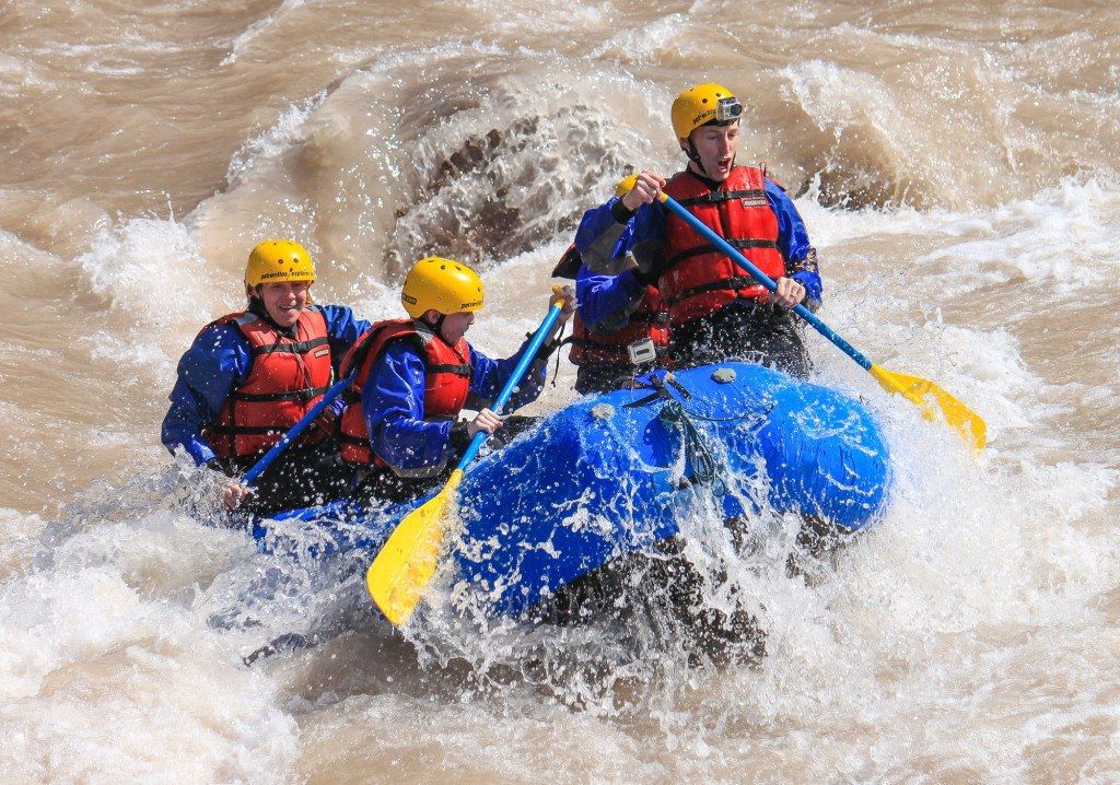 Earth Trekkers Rafting in Argentina