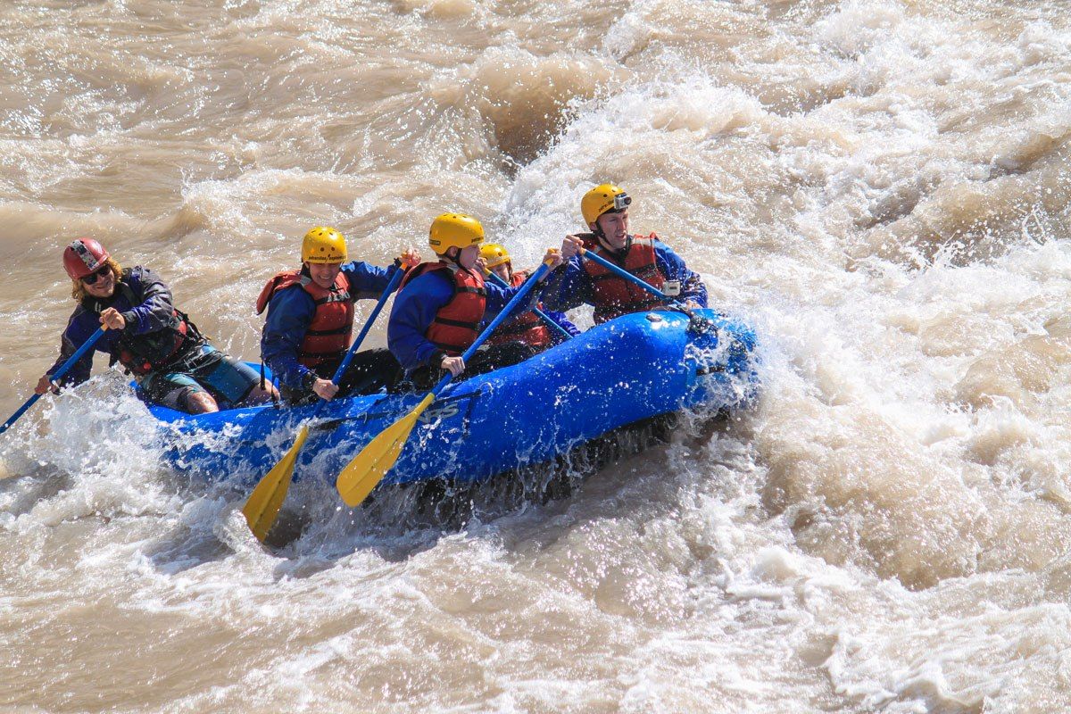 Earth Trekkers White Water Rafting