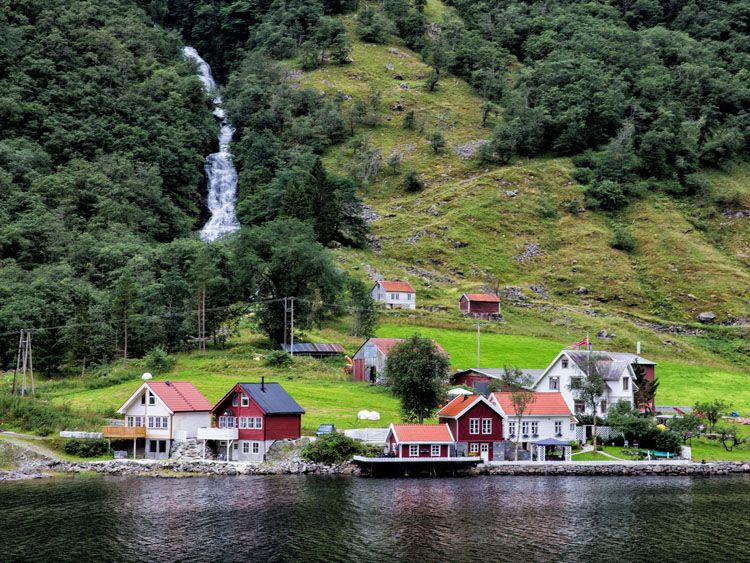 Naeroyfjord