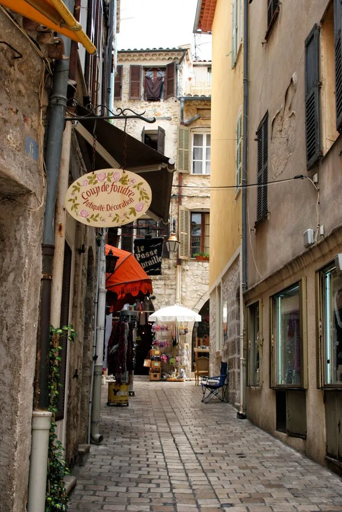 Vence Street