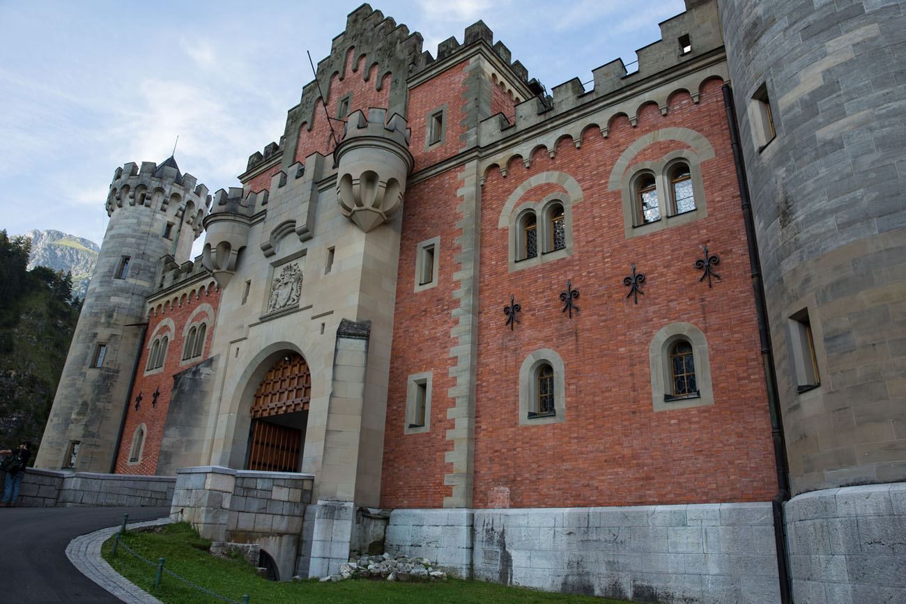 Neuschwanstein Entrance