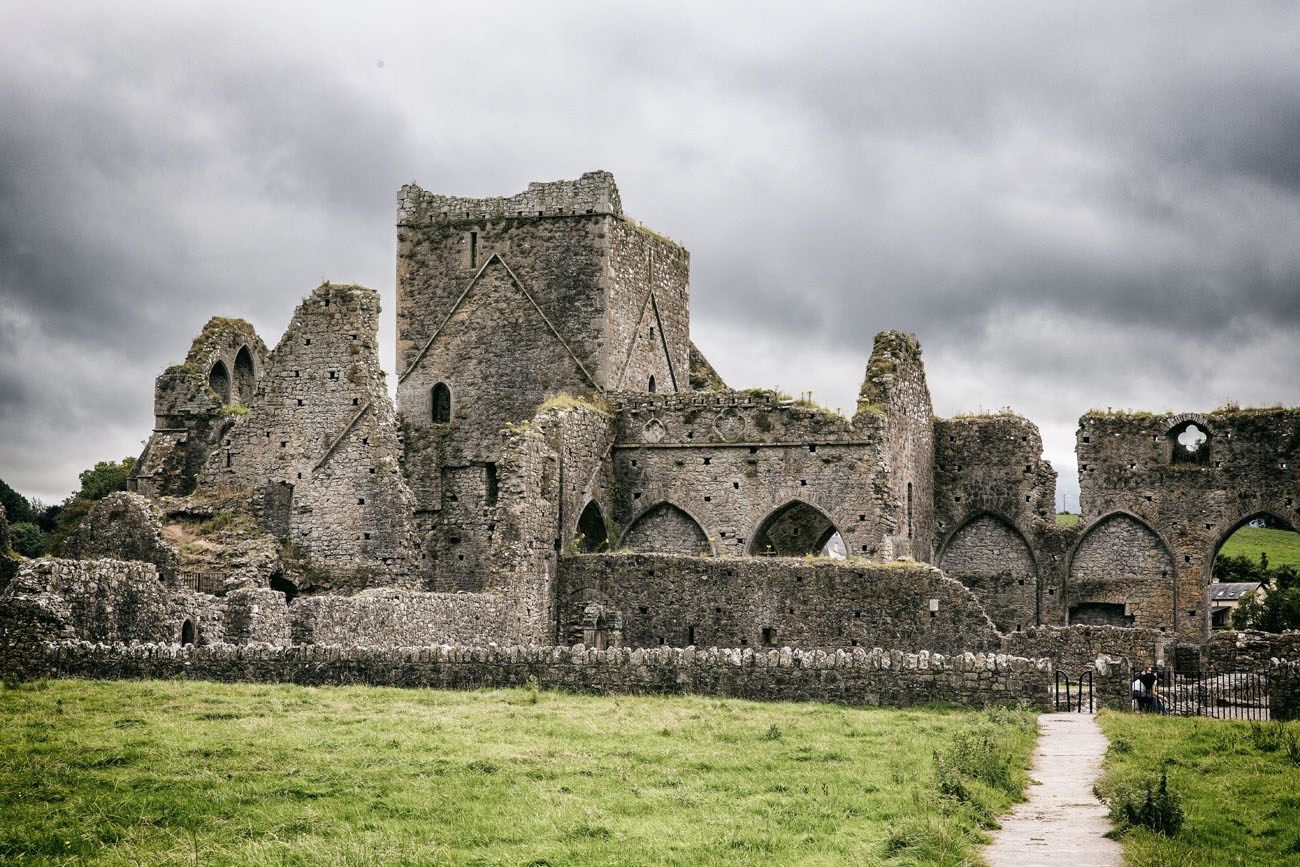 Photographing Hore Abbey