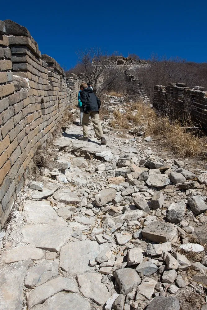 Hiking Great Wall with kids