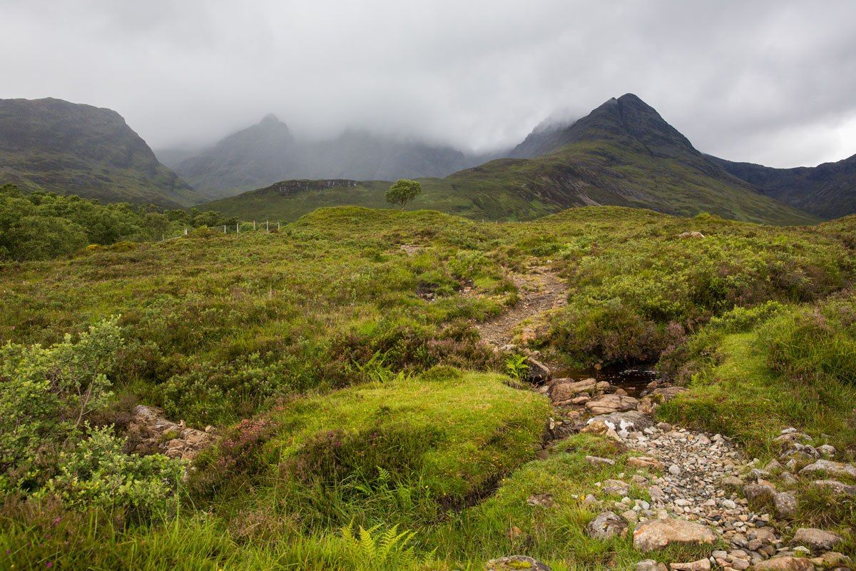 Hiking up Bla Bheinn