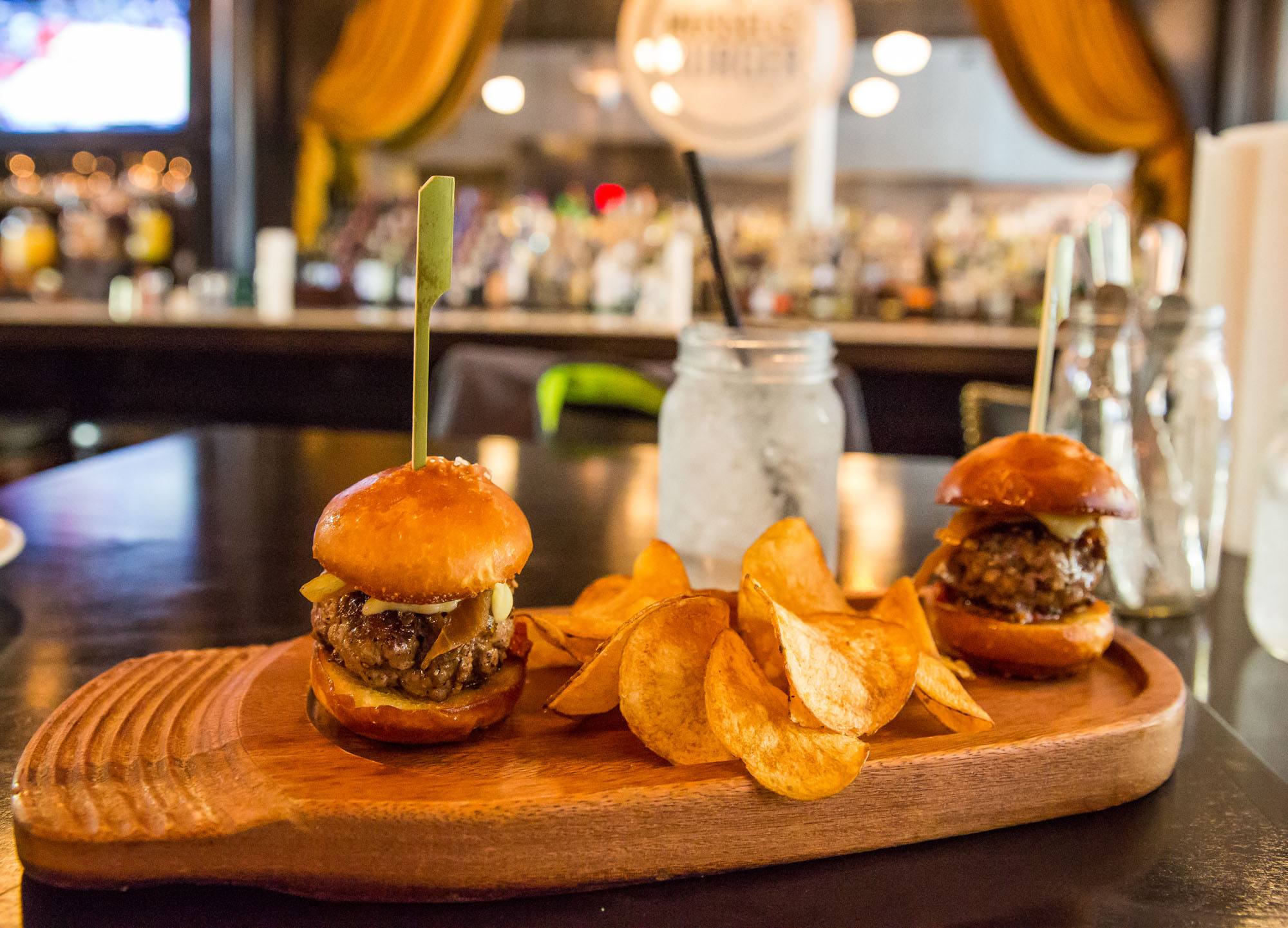 Louisville Restaurants Best Eats in Town Earth Trekkers