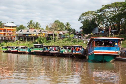 Slow Boats Laos