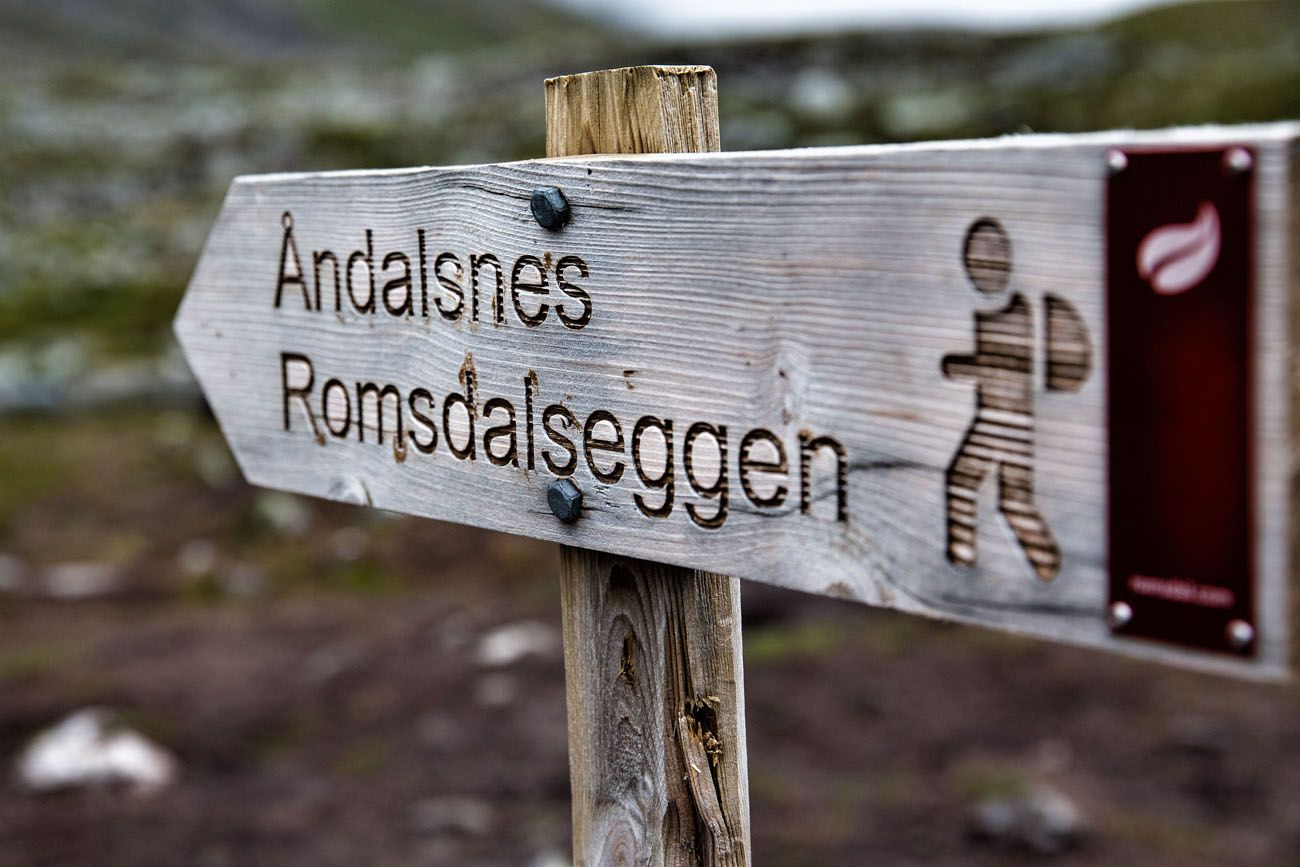 Romsdalseggen Sign