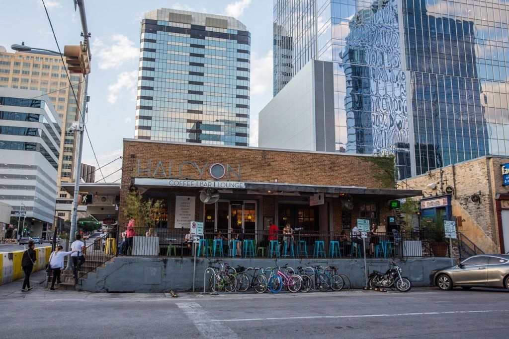 10 Essential Austin Restaurants You Should Try Earth Trekkers