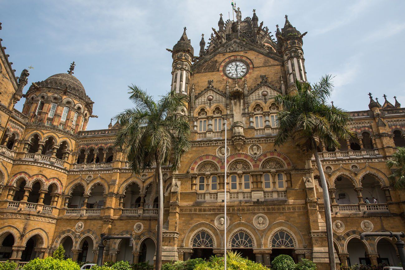 Mumbai Train Station