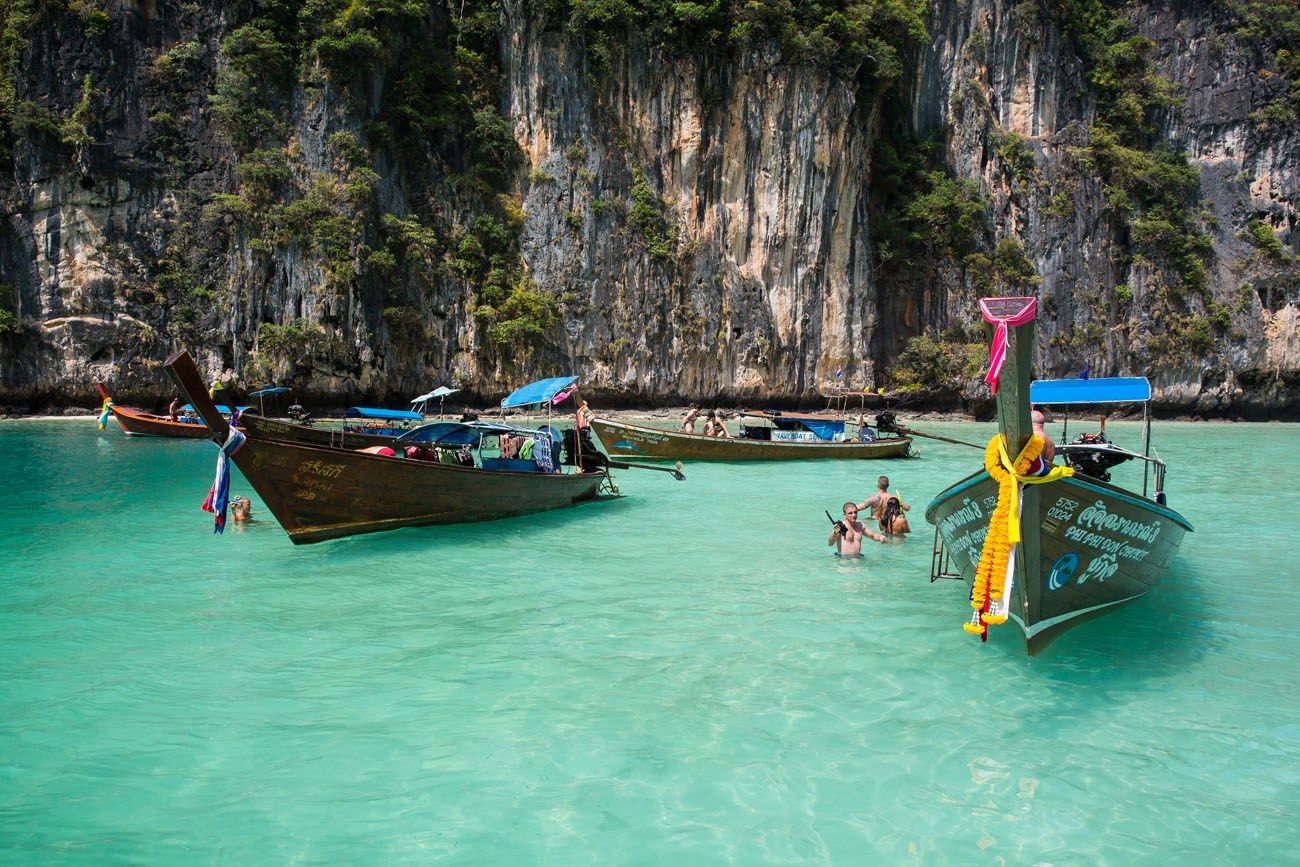 Boats in Pileh Bay