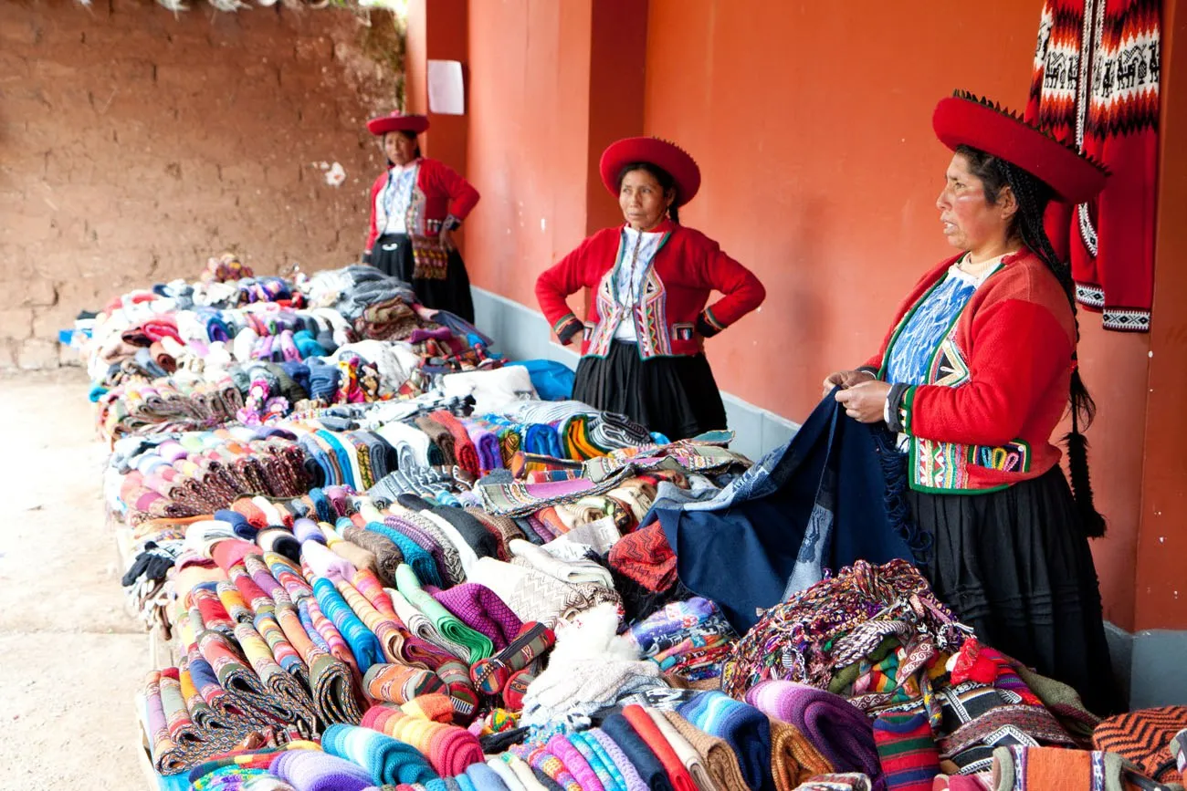 Chinchero Market