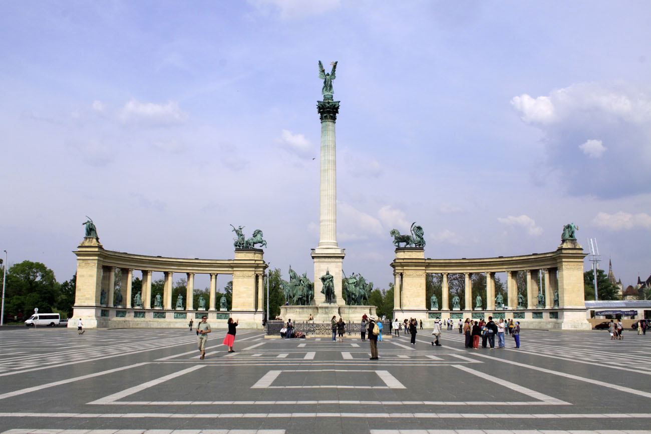 Heroes Square