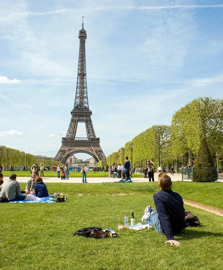 Eiffel Tower Picnic