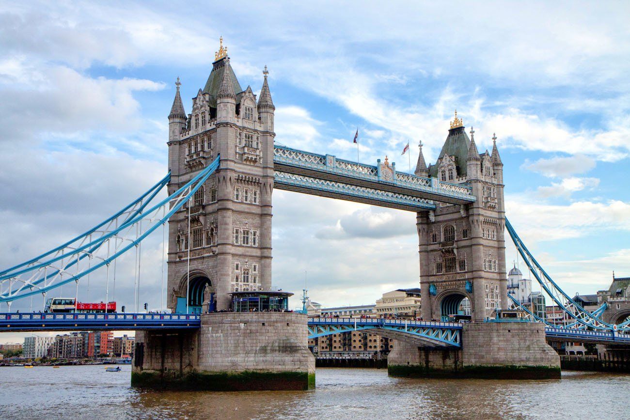 London Bridge | London Paris Itinerary