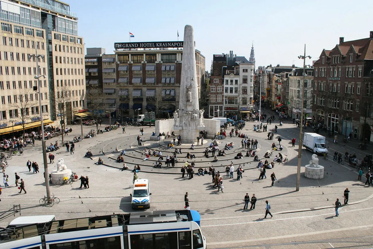 Dam Square Amsterdam itinerary