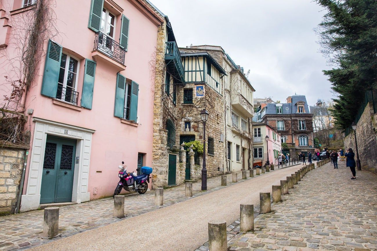 Montmartre Street