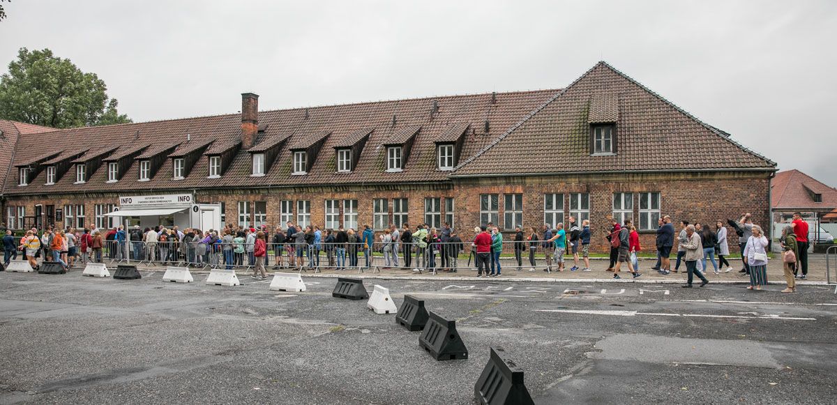 Auschwitz Ticket Line