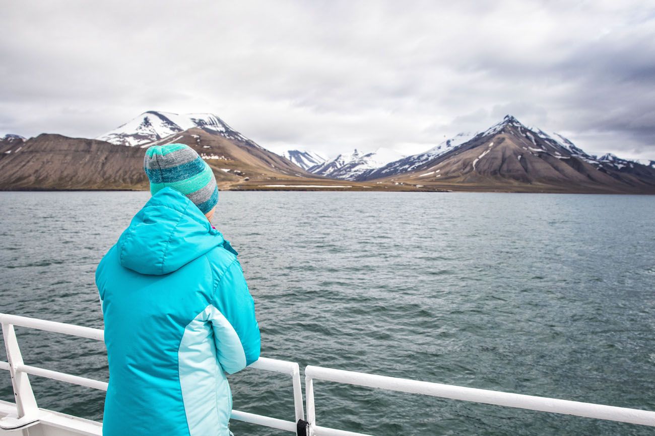 Kara on Pyramiden Cruise