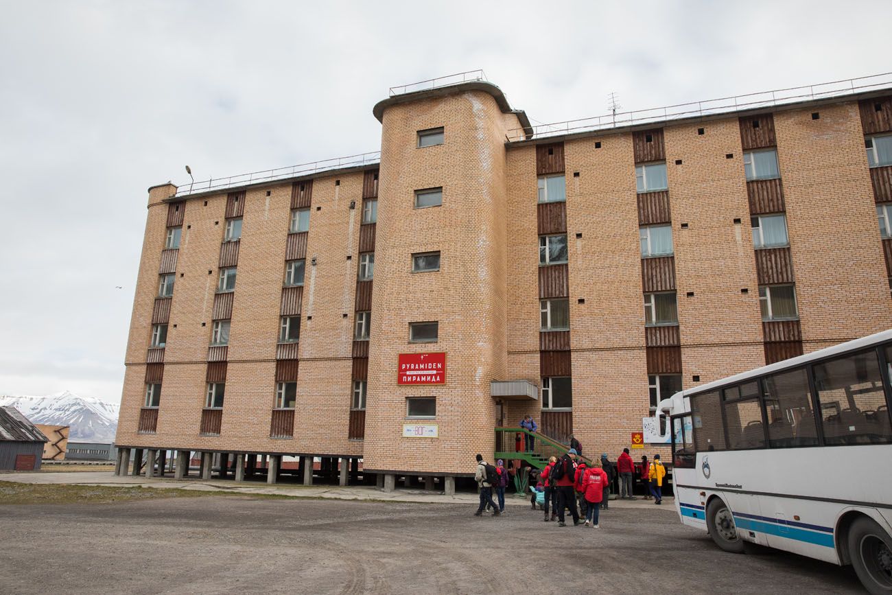 Pyramiden Hotel