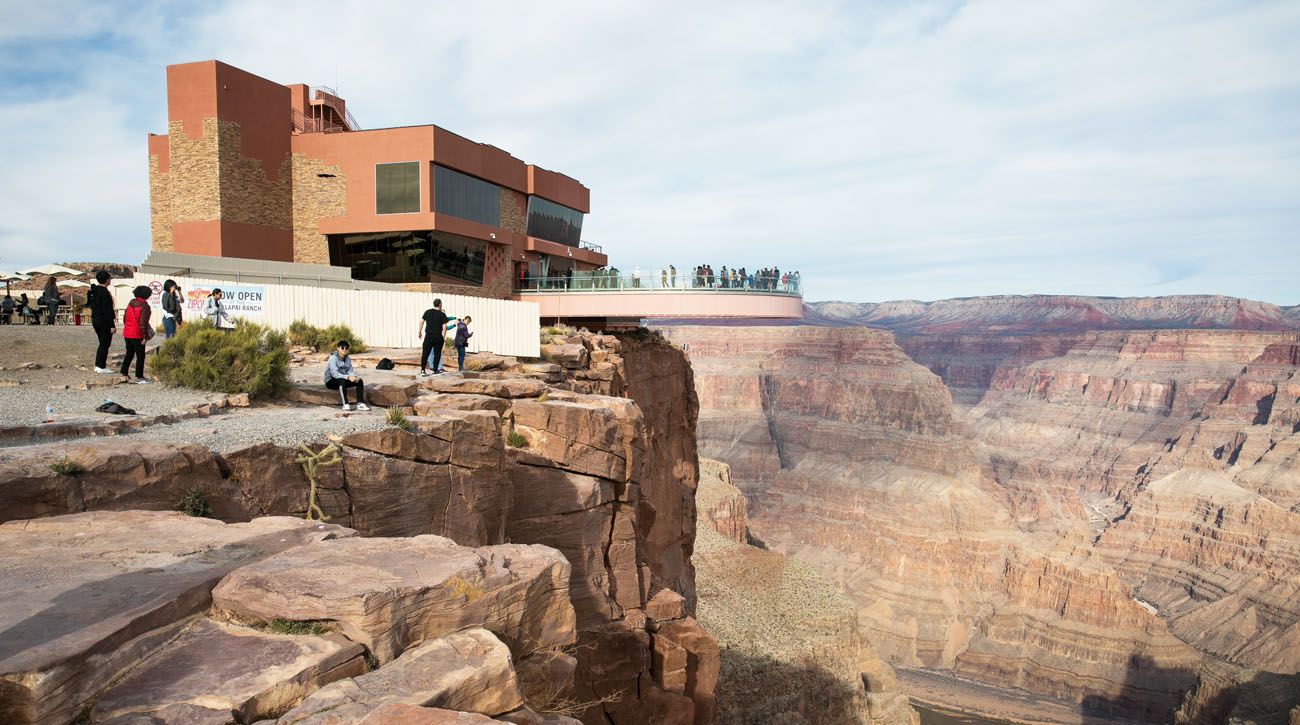 Grand Canyon Skywalk: What to Expect \u0026 Is It Worth It?, image size:1300x725