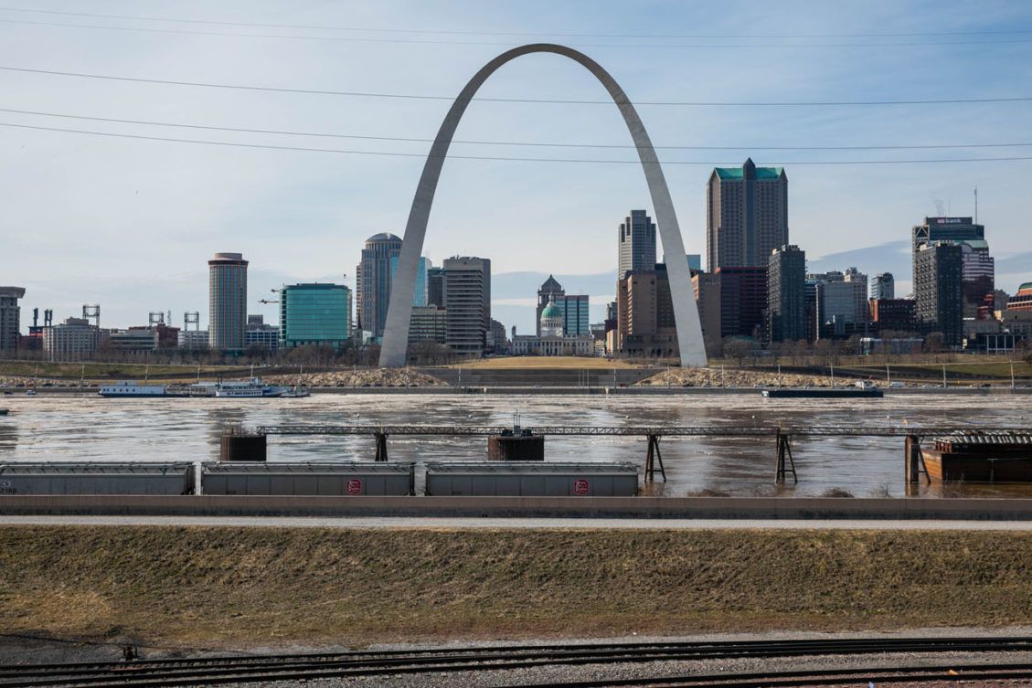 How to Visit Gateway Arch National Park in St. Louis – Earth Trekkers