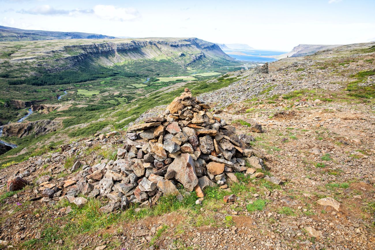 Rock Cairns Glymur