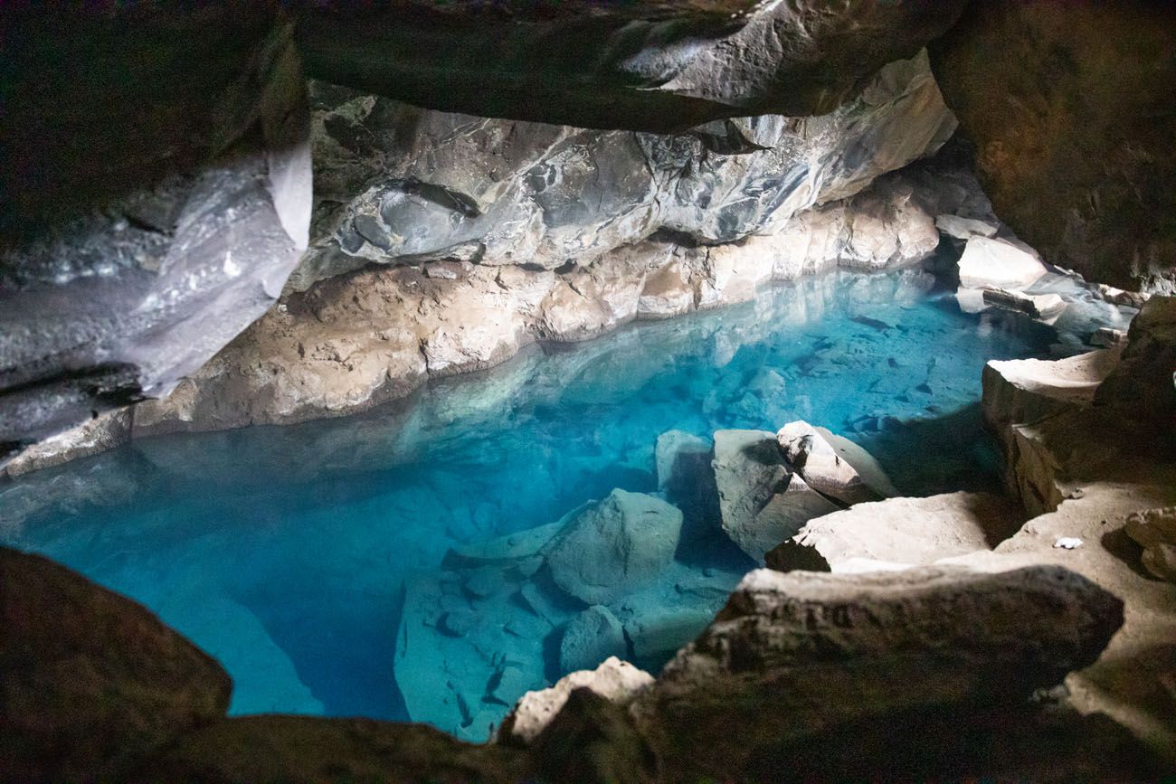 Grjotagja Cave