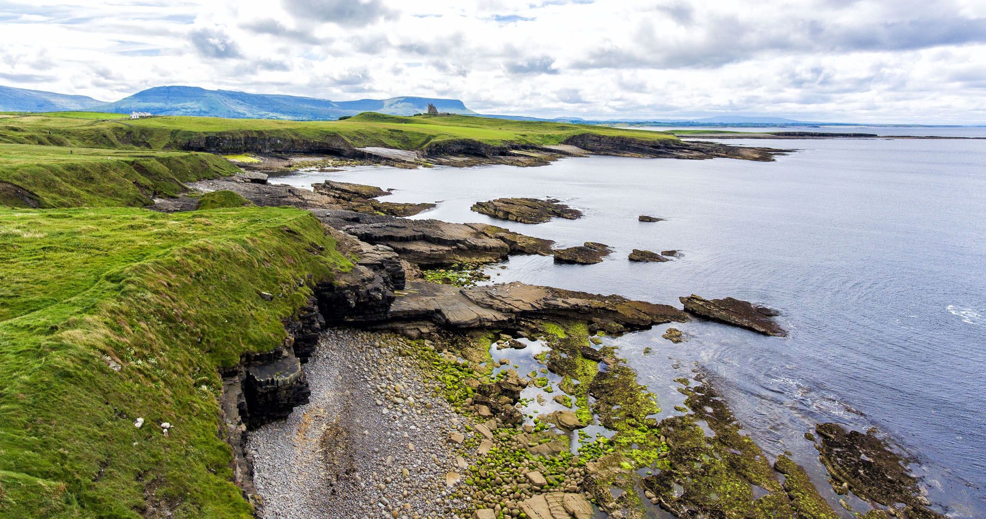 Featured image for “10 Day Ireland Itinerary: The Ultimate Irish Road Trip”