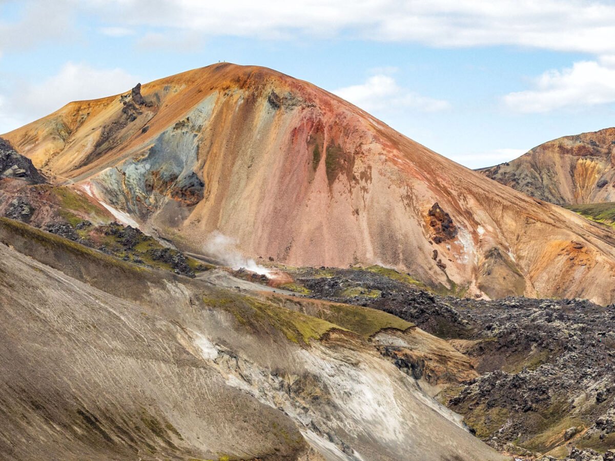 Mt. Brennisteinsalda: Hiking the Sulphur Wave in Landmannalaugar