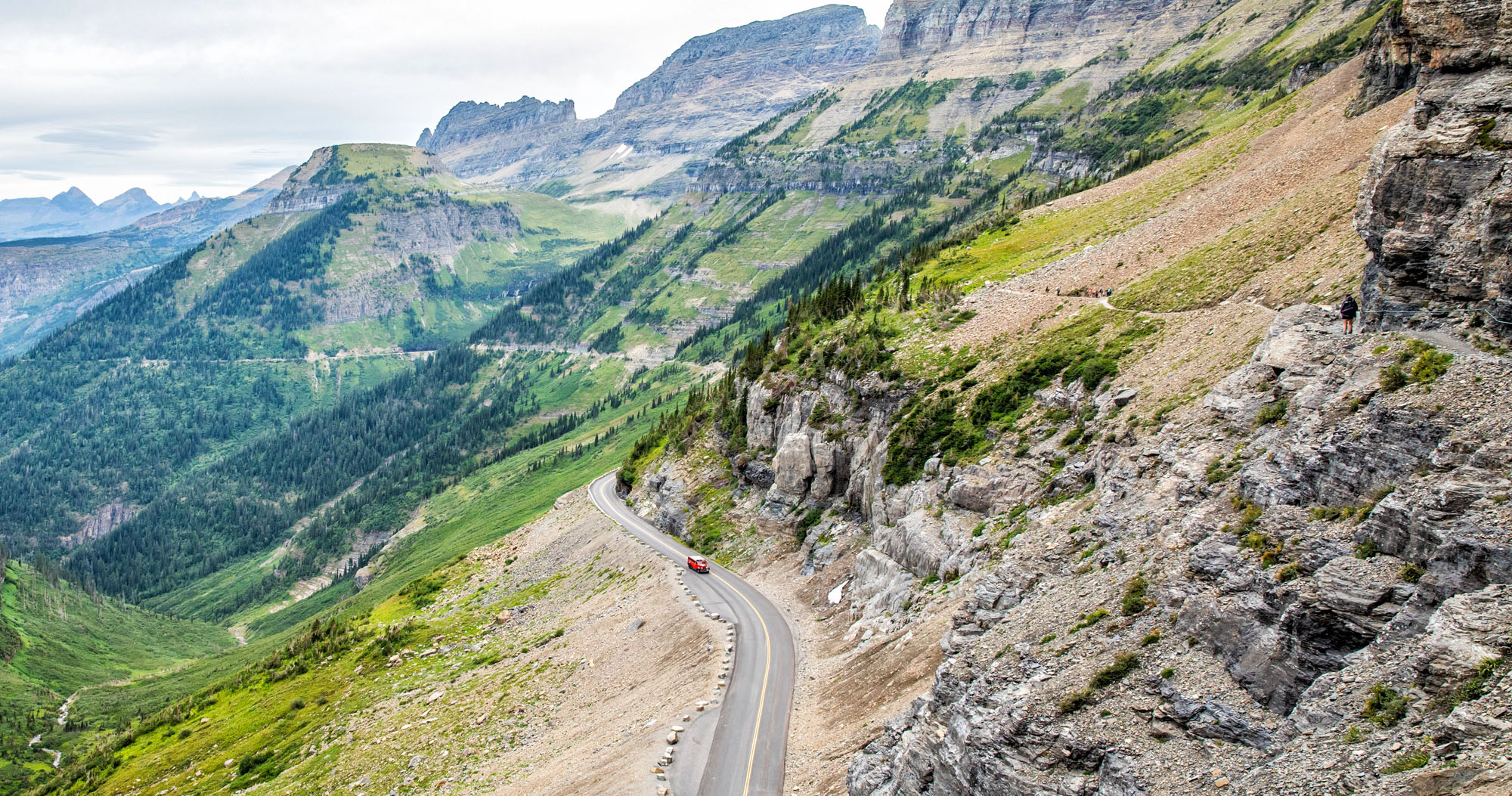 Highline Trail: Logan Pass to the Loop, Glacier National Park, image size:2000x1053