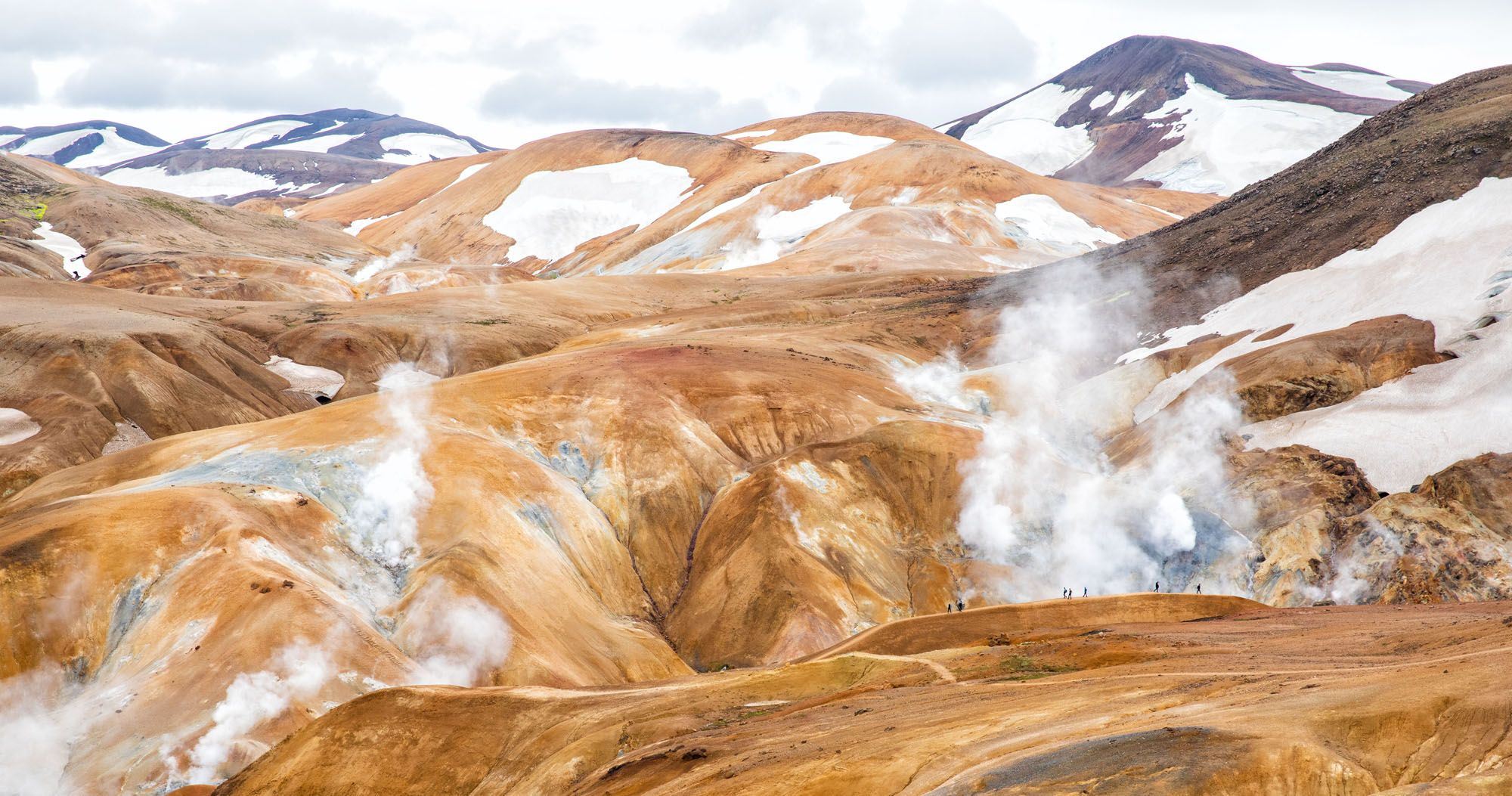 Featured image for “How to Visit Kerlingarfjöll and the Hveradalir Geothermal Area, Iceland”