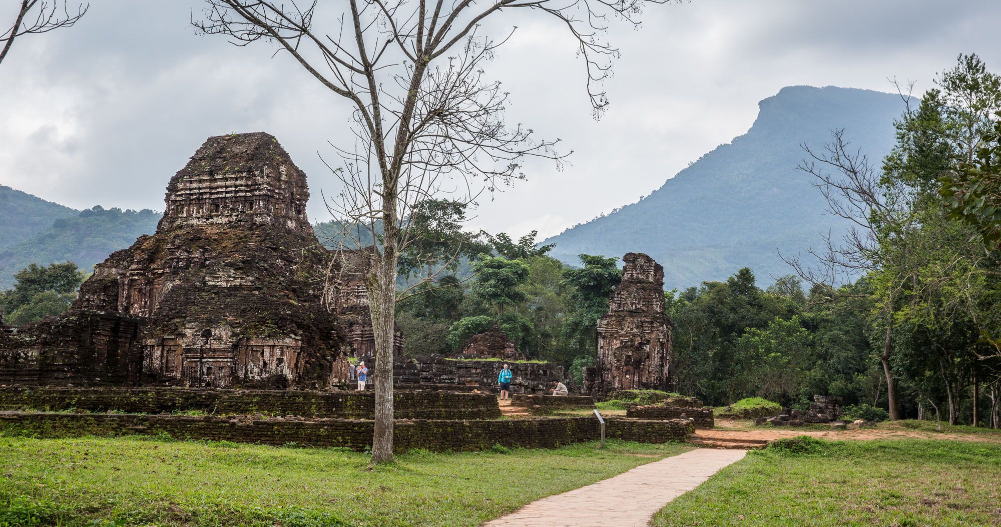 Featured image for “Traveling from Hoi An to Hue in Vietnam”