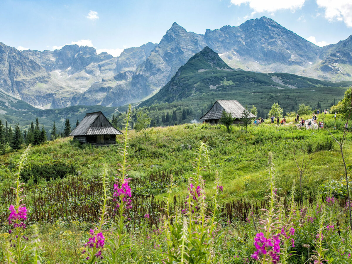 Should You Visit the Tatras from Poland or Slovakia? – Earth Trekkers