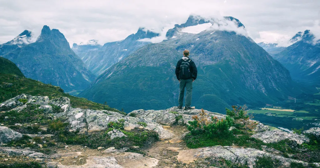 Romsdalseggen Hike