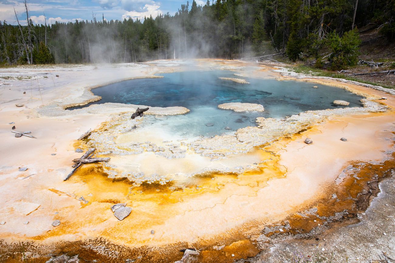 Solitary Geyser