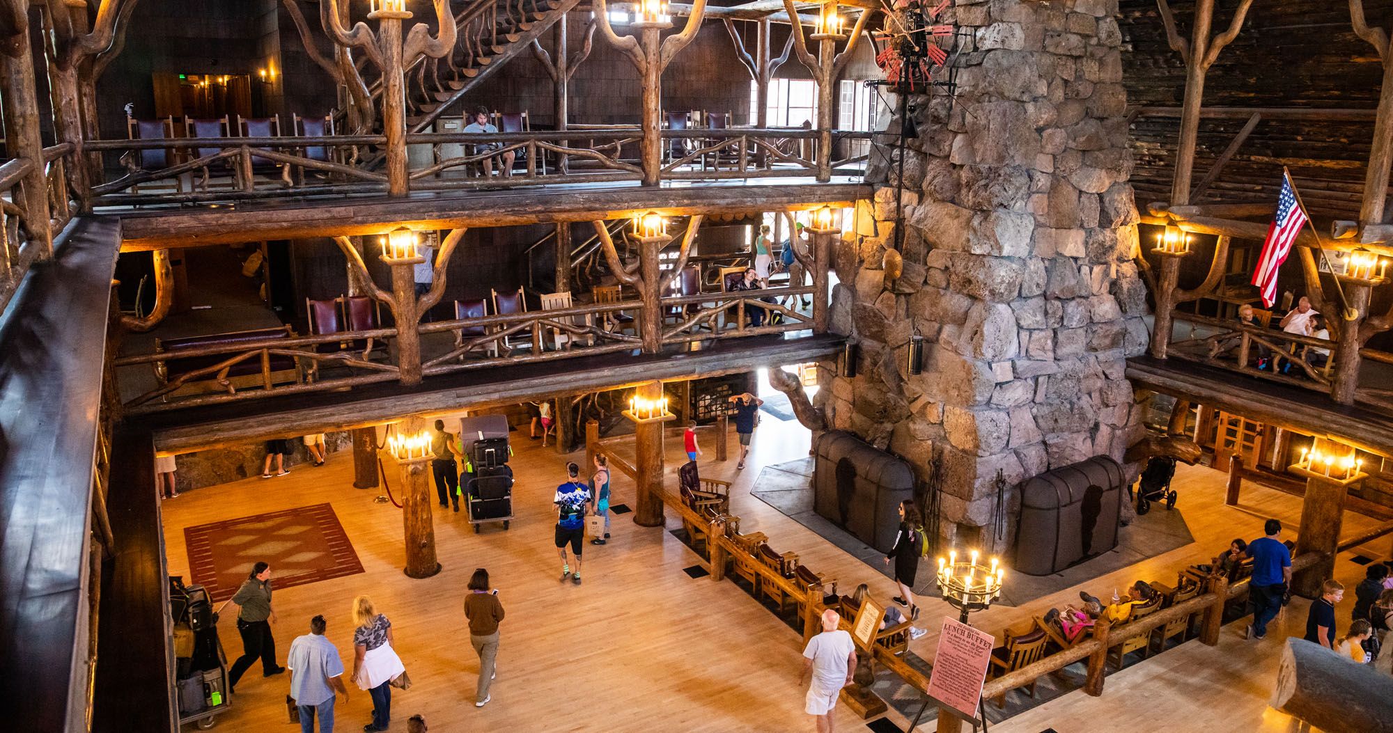 Old Faithful Inn