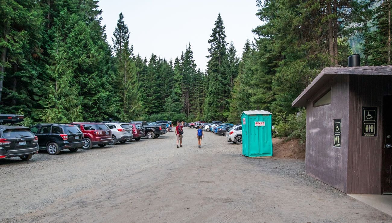 Colchuck Lake Parking Lot