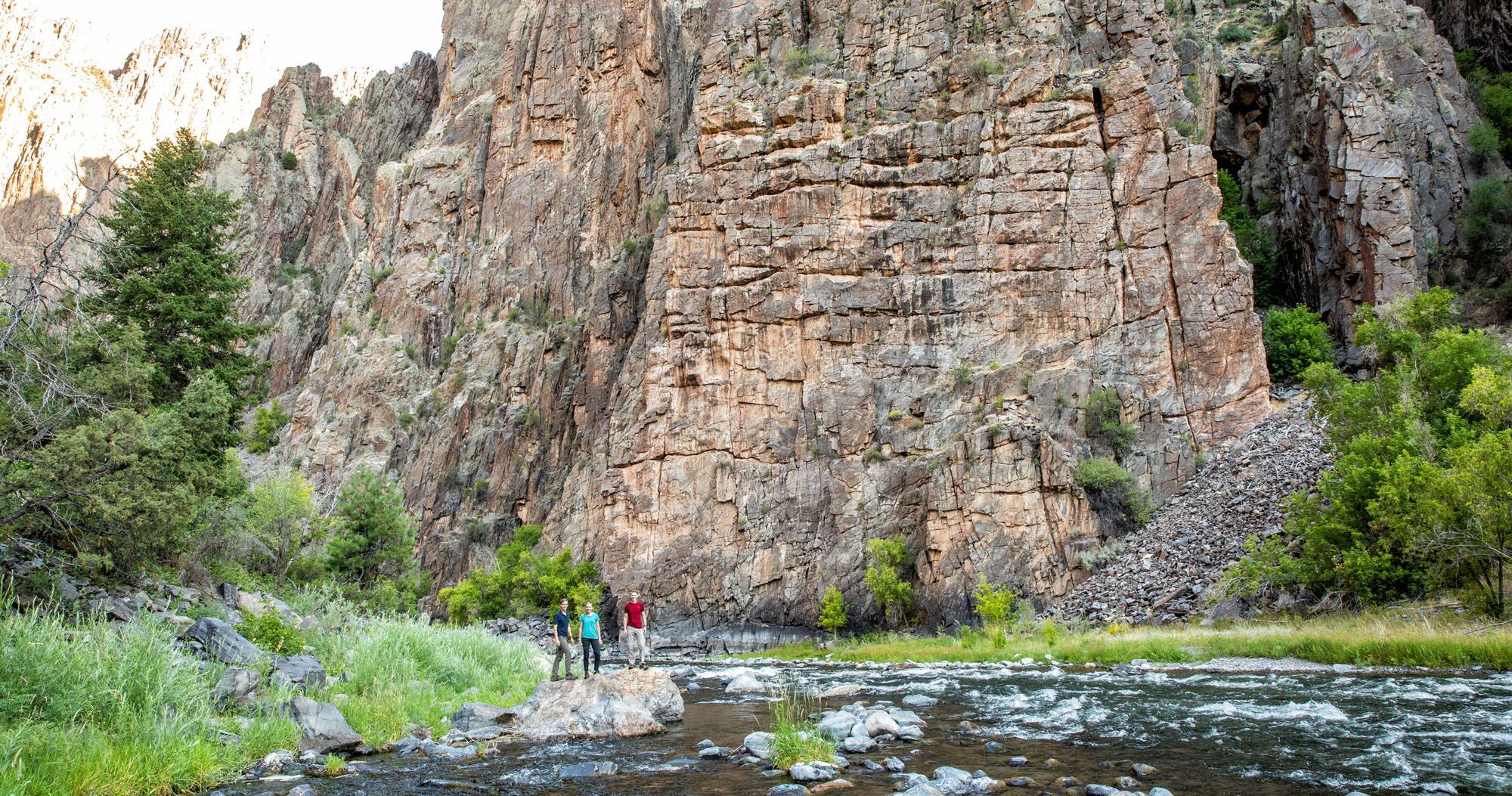 How to Hike the Gunnison Route