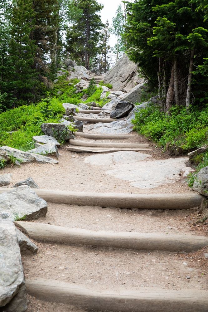 Trail between Lakes