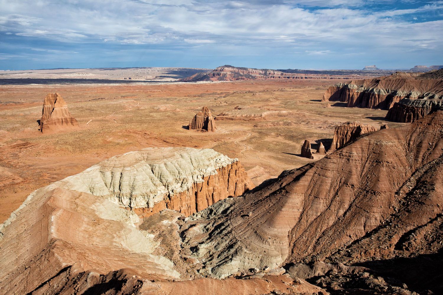 Lower Cathedral Valley Overlook