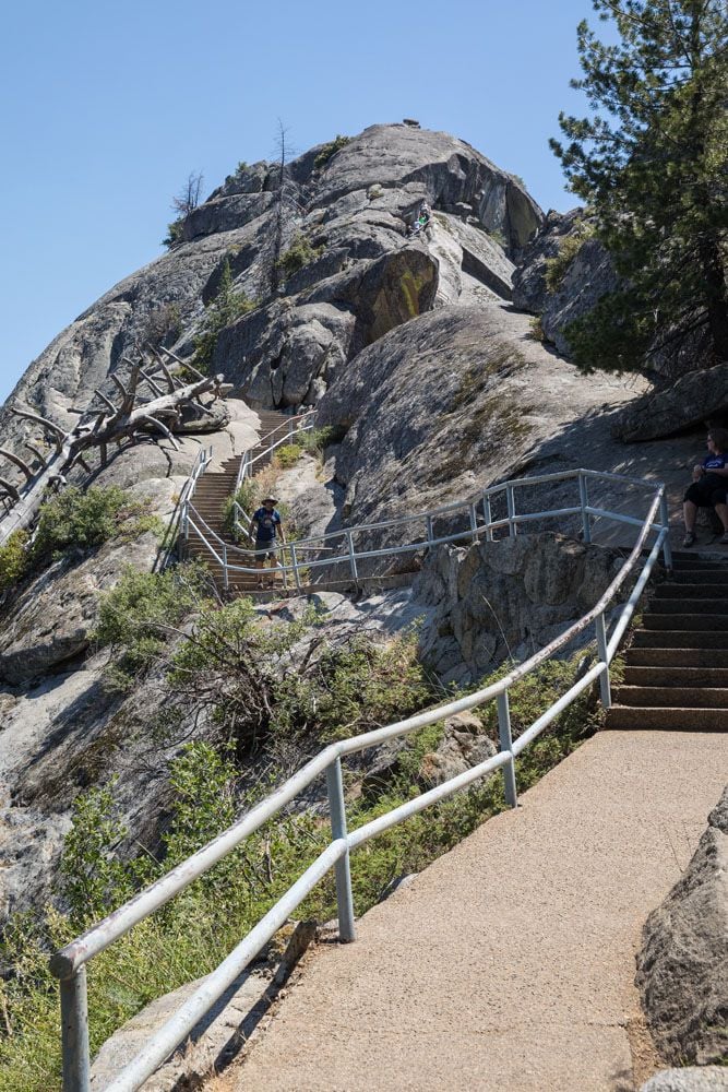 Moro Rock Trail short hikes in the national parks