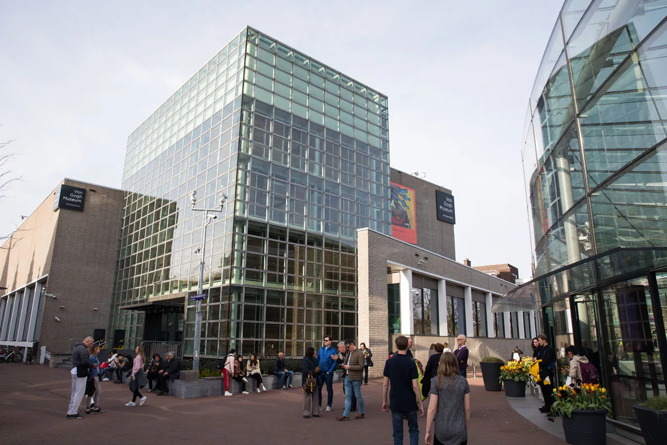 Van Gogh Museum best things to do in Amsterdam