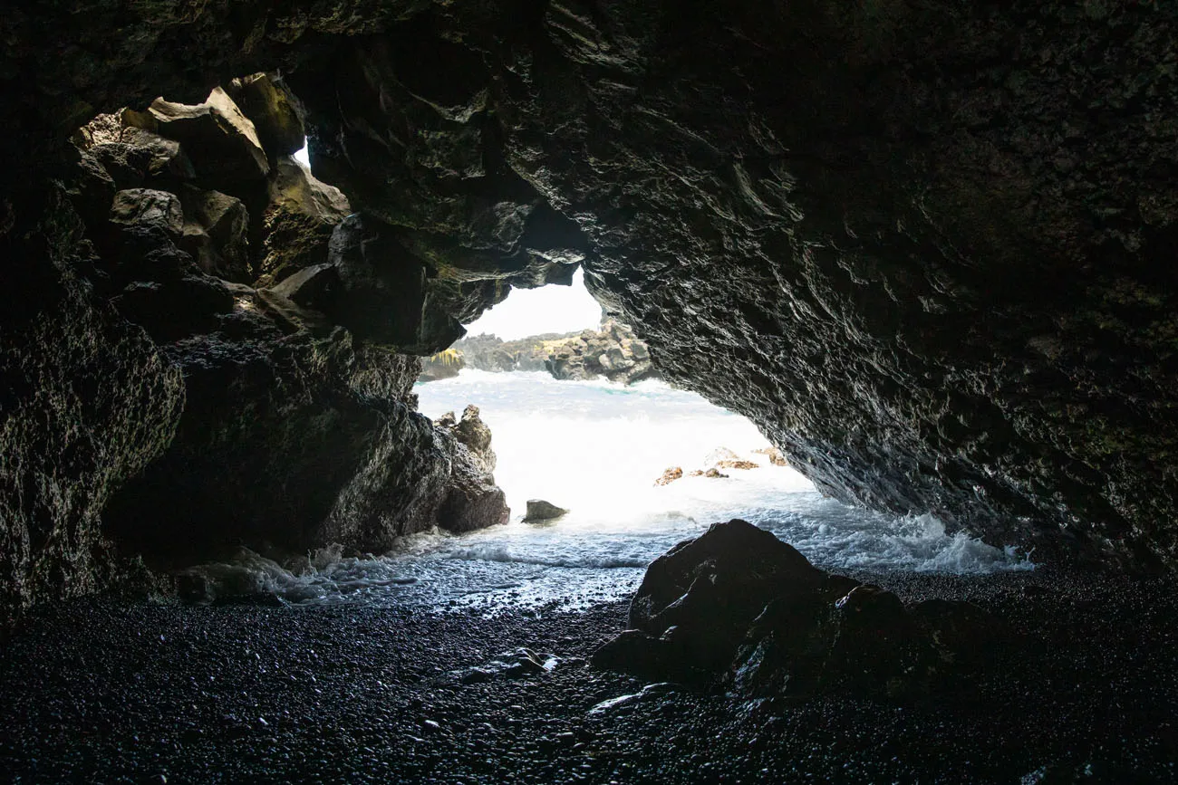 Sea Cave best things to do in Maui