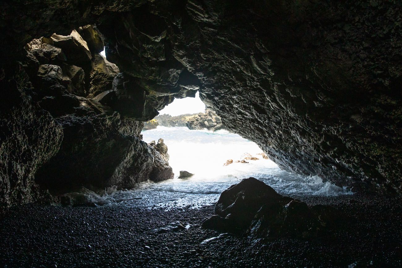 Waianapanapa Sea Cave